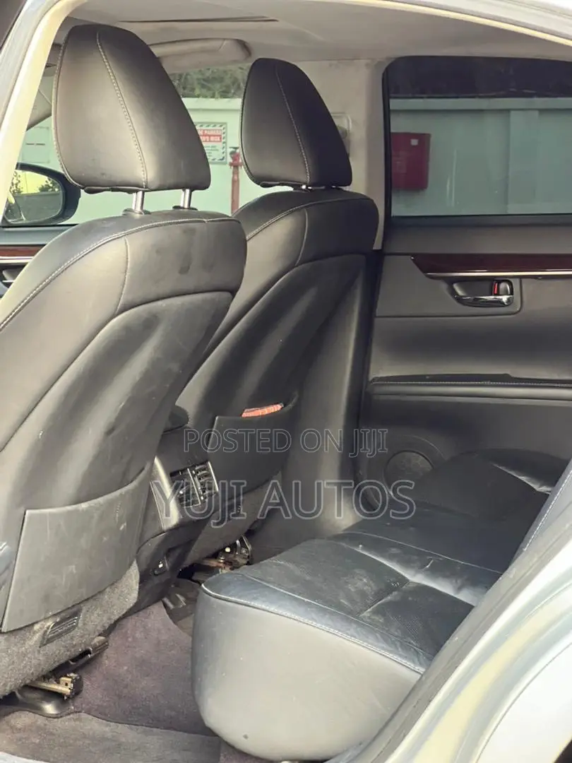Lexus ES 2014 Gray