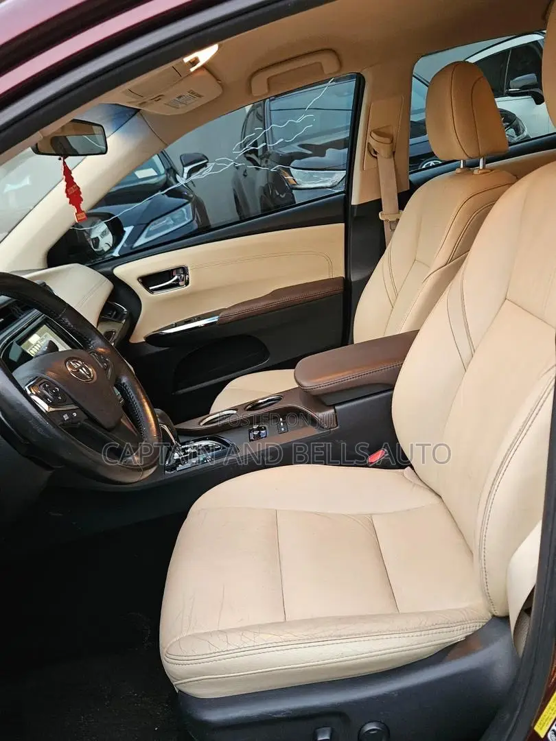 Toyota Avalon XLE Premium 4dr Sedan (3.5L 6cyl 6A) 2015 Burgundy