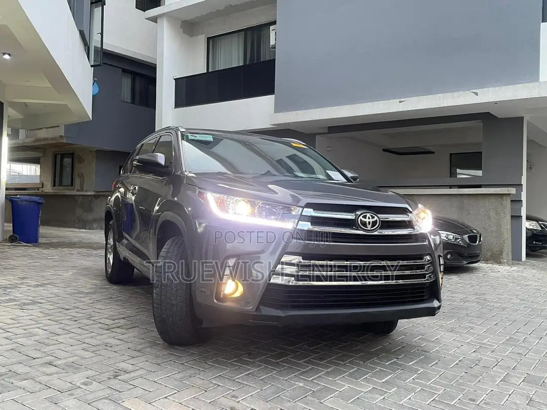 Toyota Highlander Limited Platinum V6 4x4 (3.5L 6cyl 6A) 2016 Gray