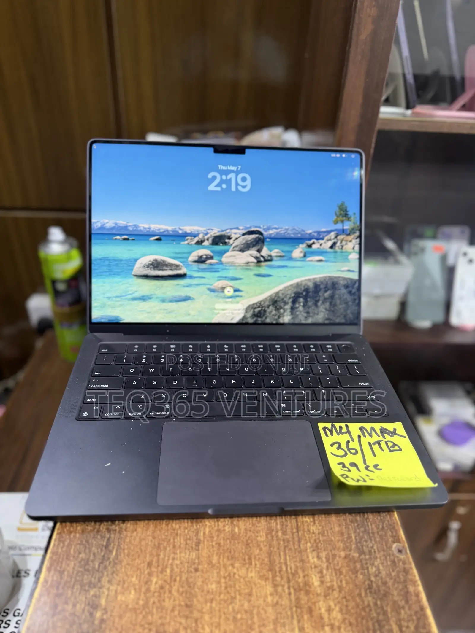 Laptop Apple MacBook Pro 2024 M4 Max 14-inch 36GB Apple M4 Max SSD 1T