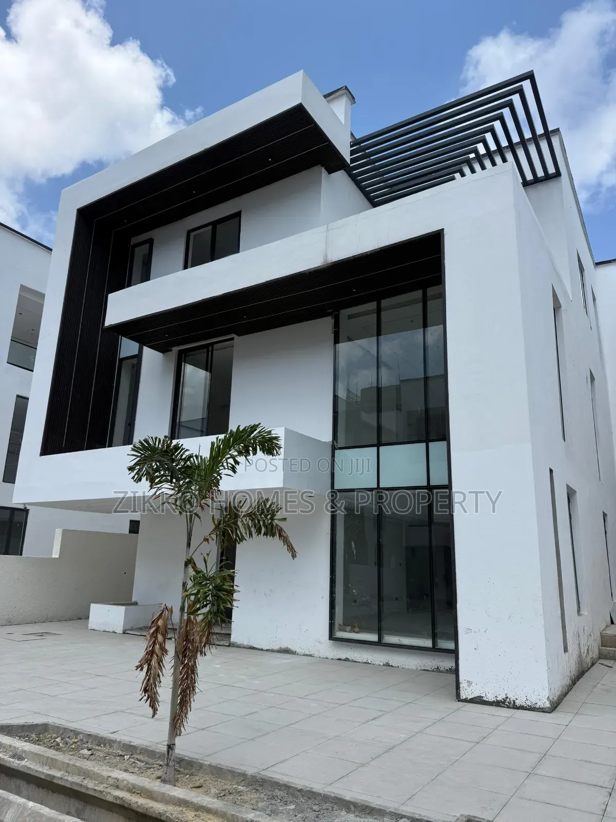 6bdrm Duplex in Lekki Forshore for sale