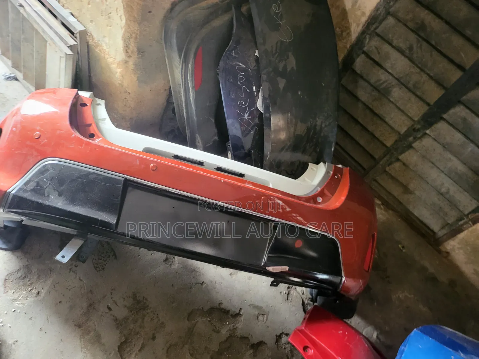 Back Bumper Auris 2015