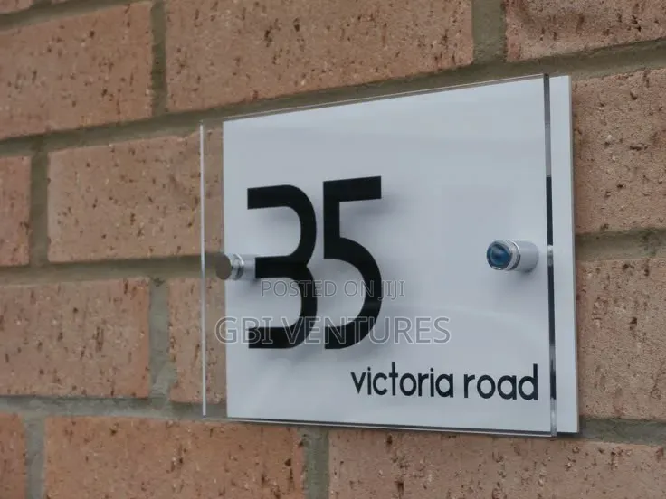 Street Name and Number Signage