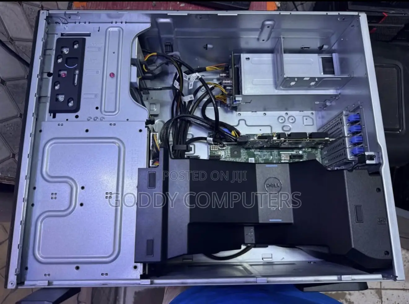 Server Dell PowerEdge T330 16GB Intel Xeon HDD 4T