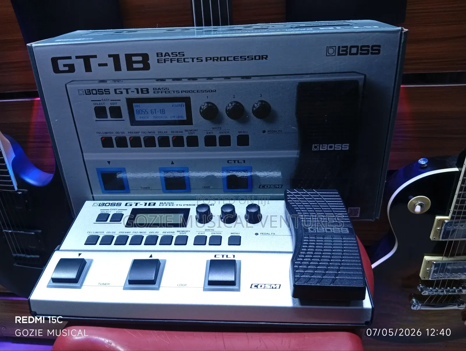 Original Boss Gt-1b Bass Guitar Effect Pedal Sliver Colour