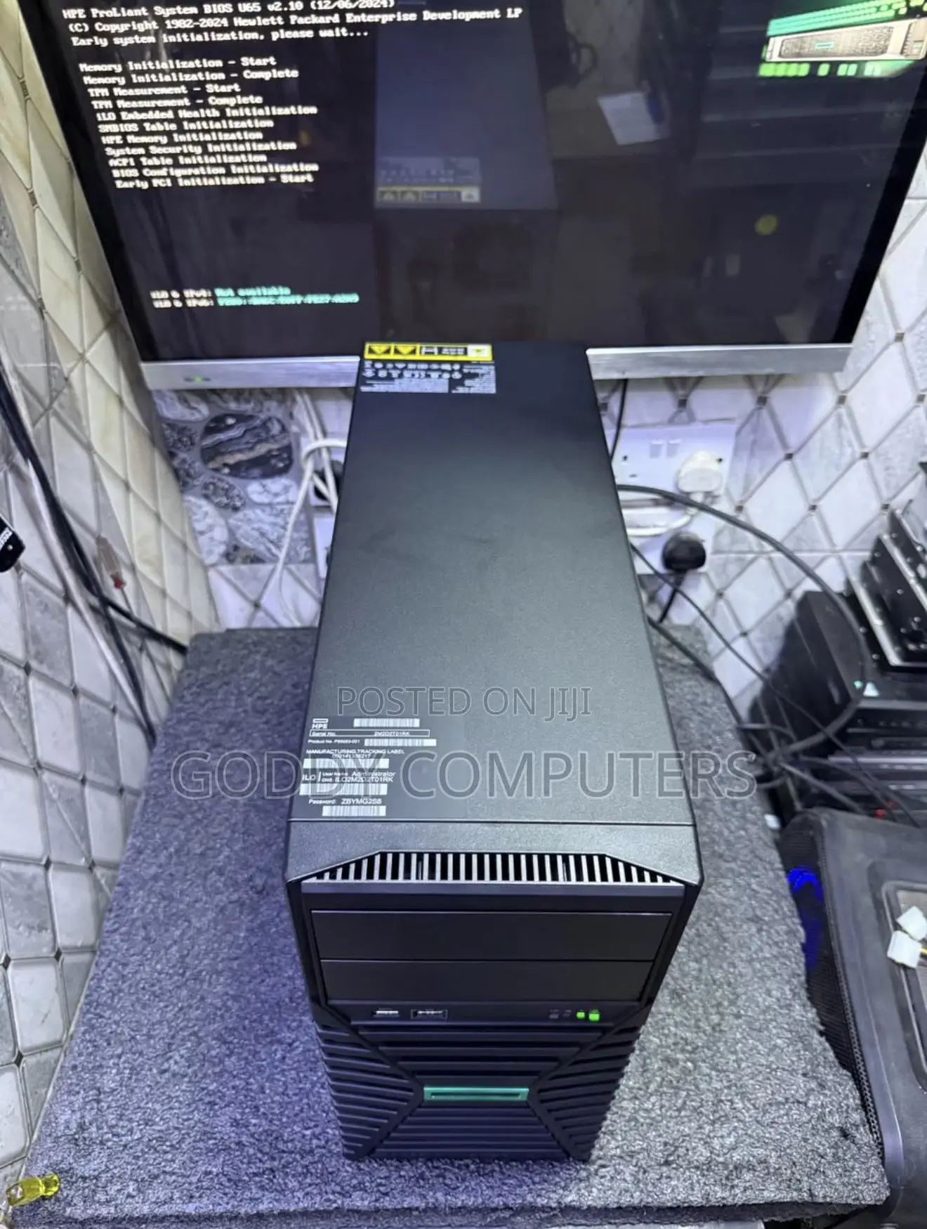 New Server HP ProLiant ML 8GB Intel Xeon HDD 1T