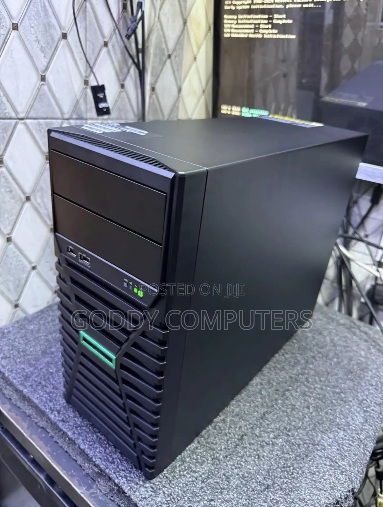 New Server HP ProLiant ML 8GB Intel Xeon HDD 1T