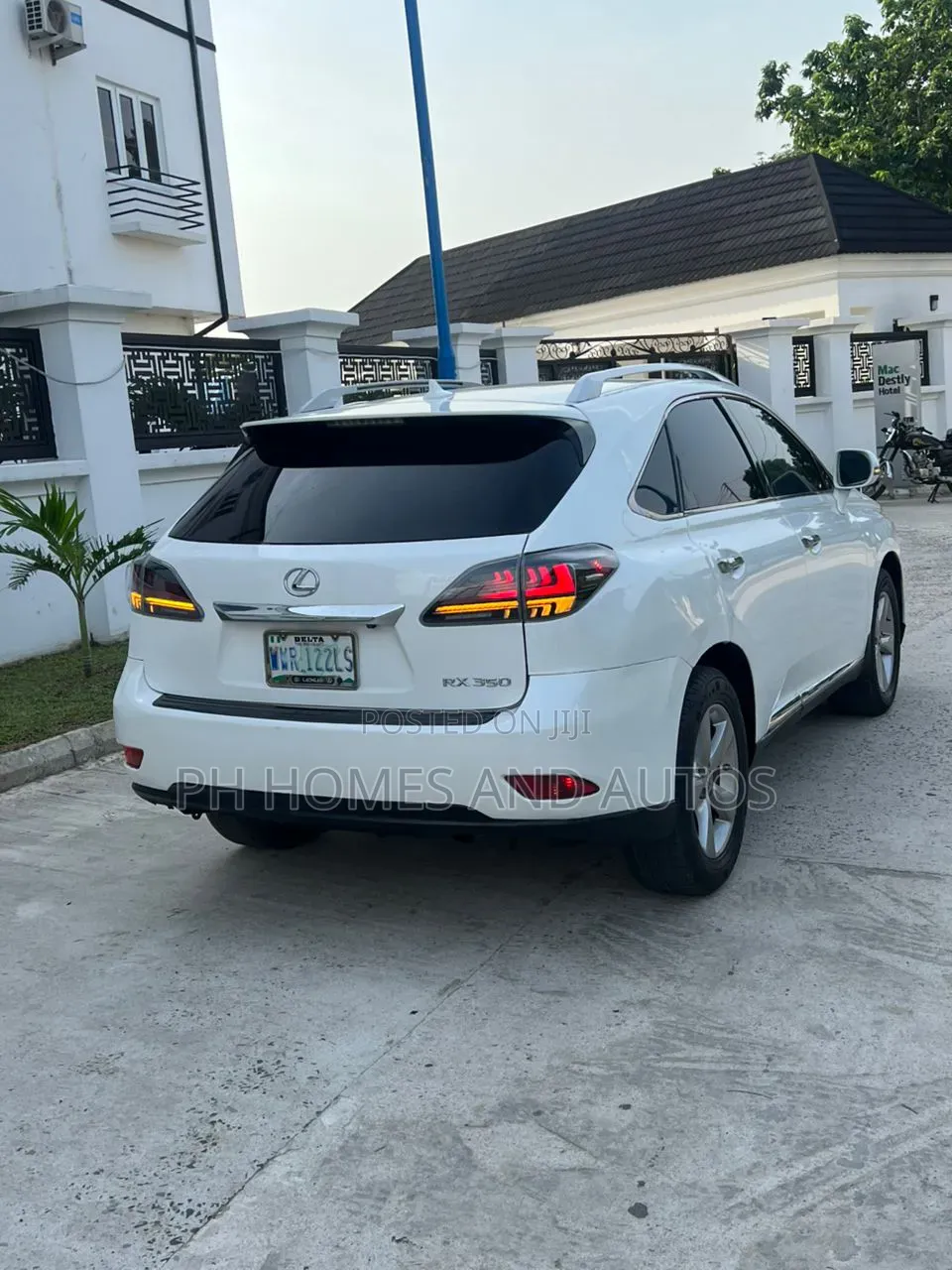 Lexus RX 350 AWD 2012 White