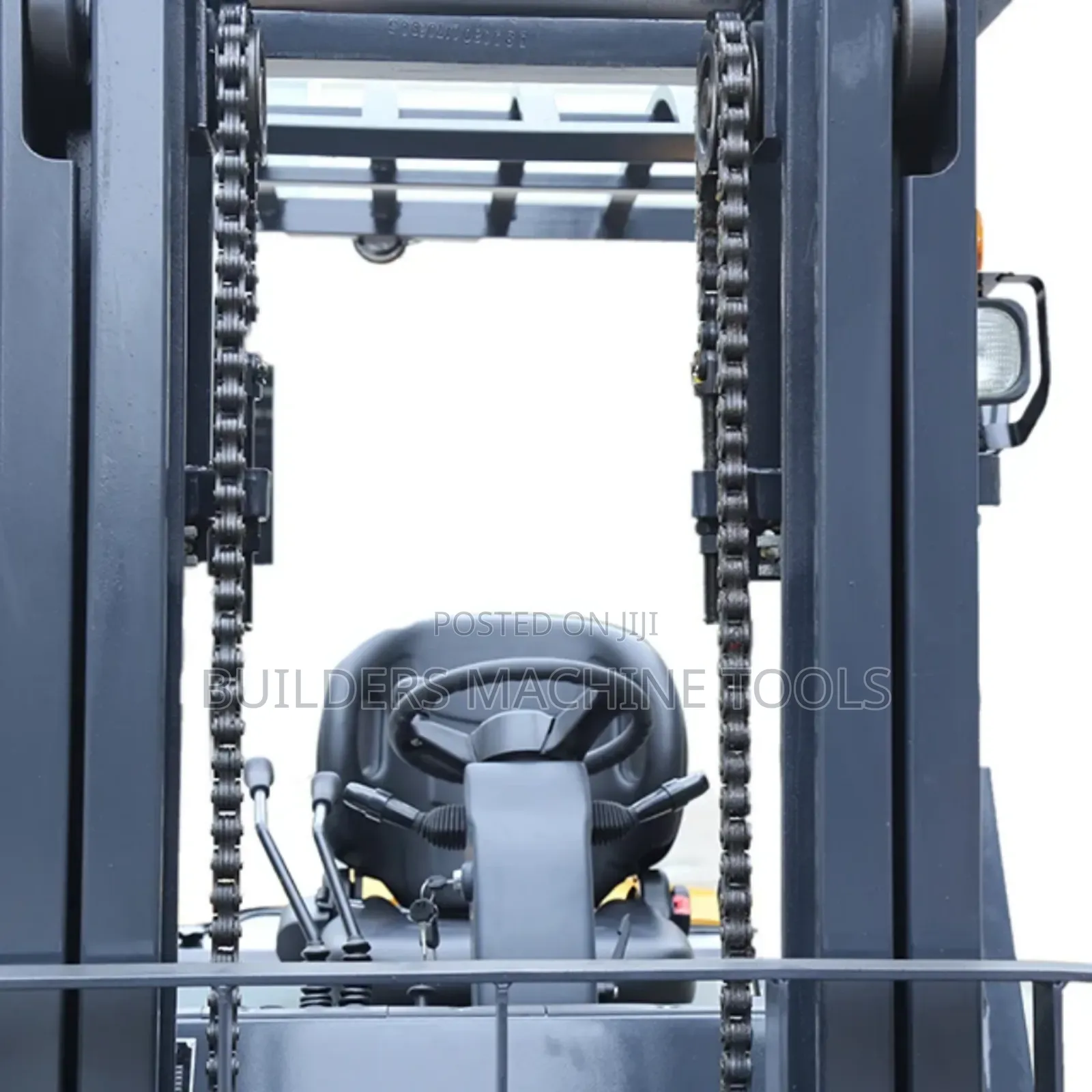 Un Forklift 3 Tons With Japanese Isuzu Engine