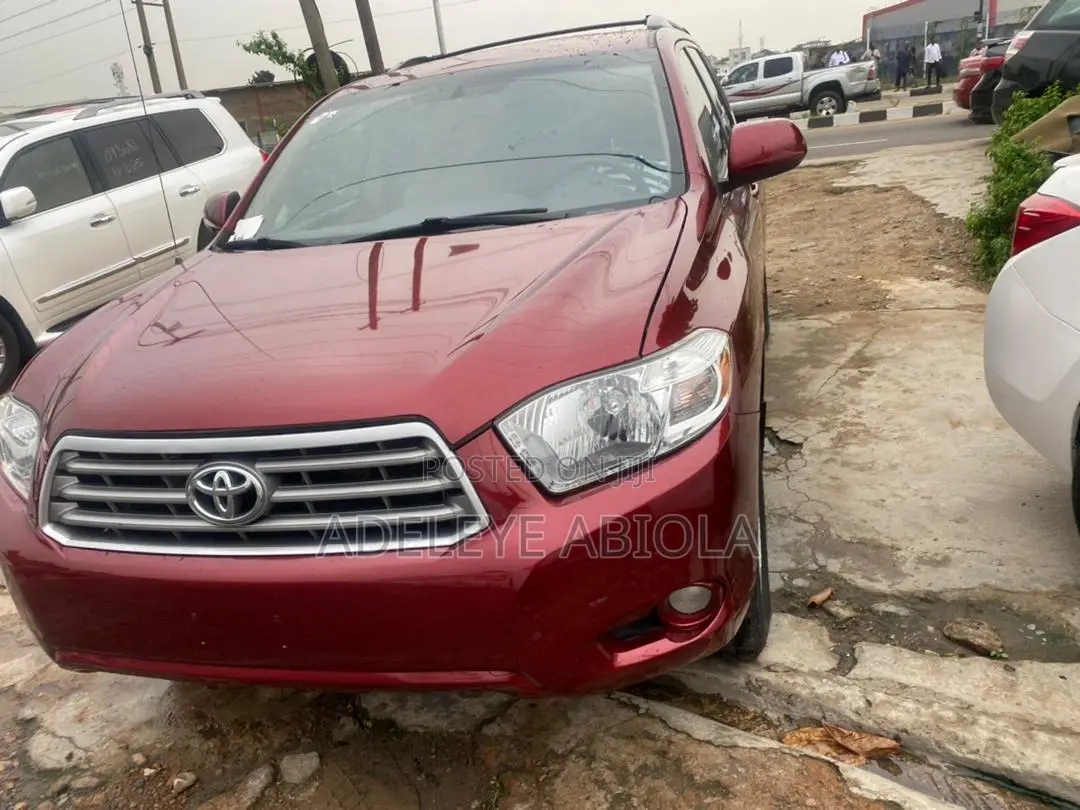 Toyota Highlander SE 2010 Red