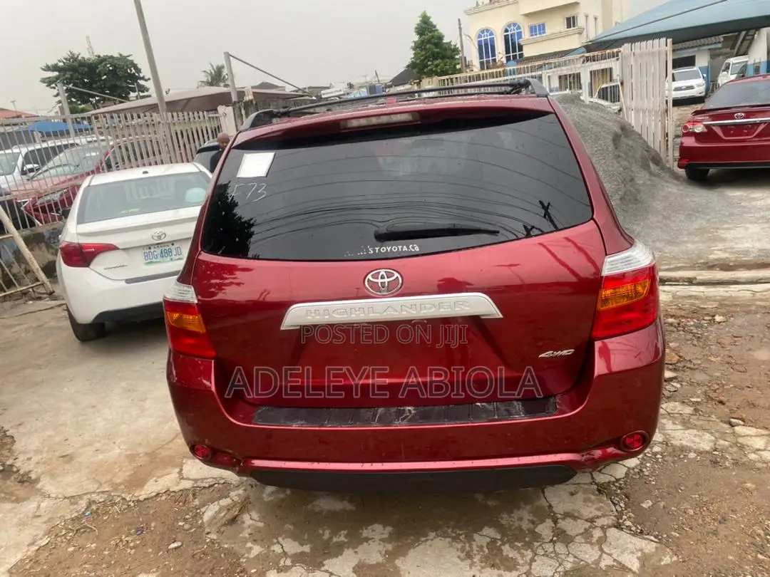 Toyota Highlander SE 2010 Red