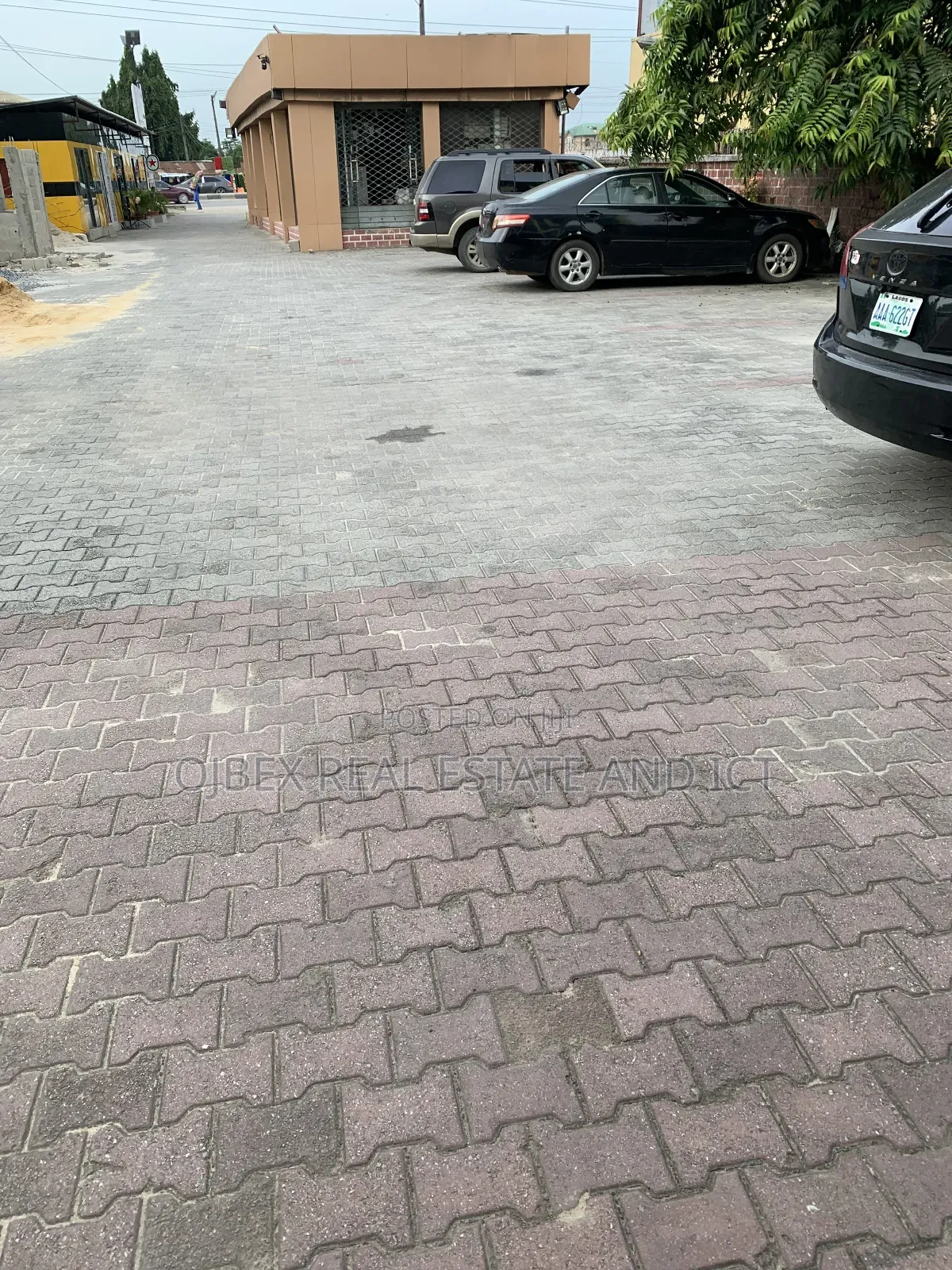 Shop/Office Space