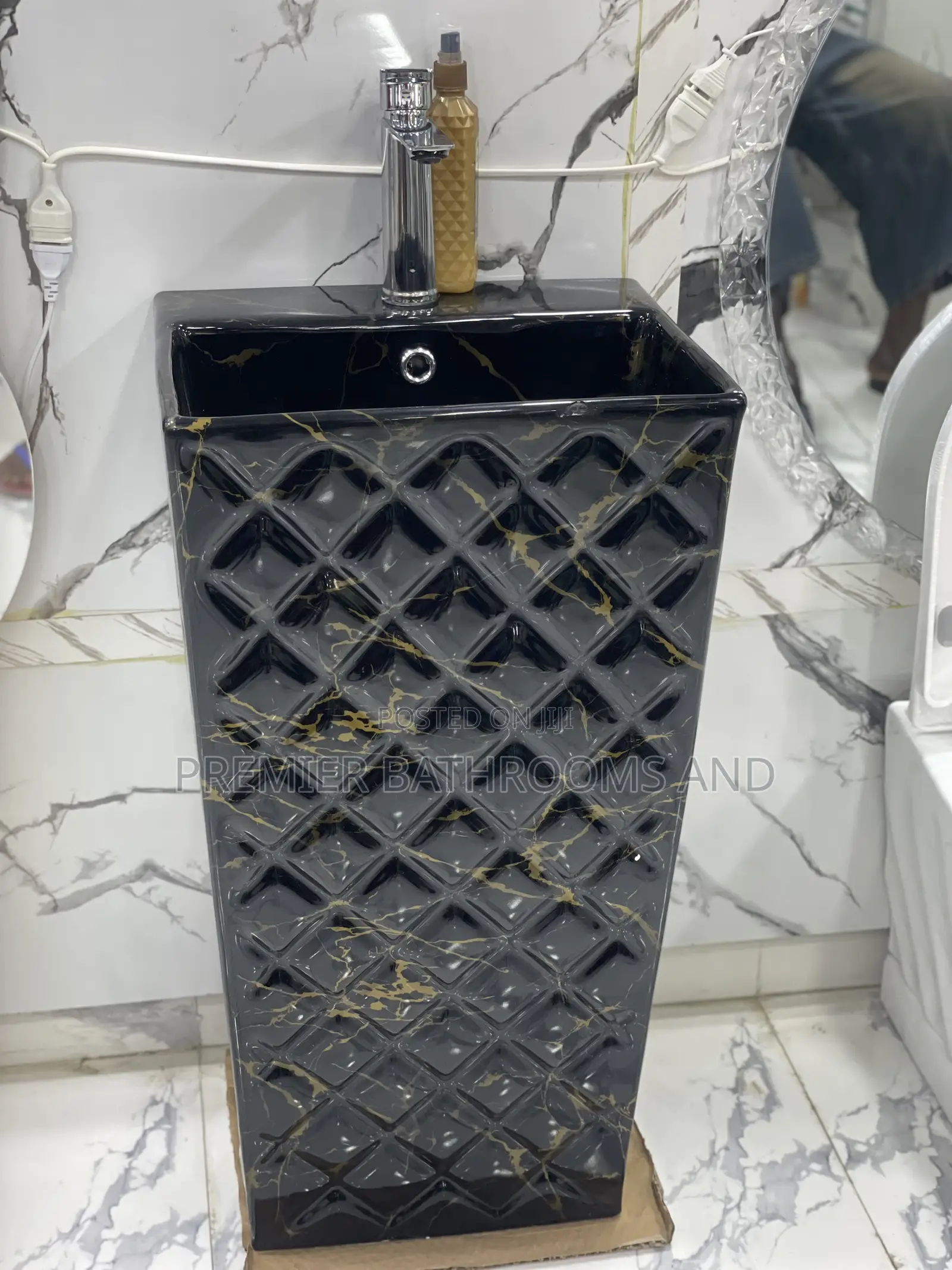 Executive Black Washing Hand Basin With Touch of Gold