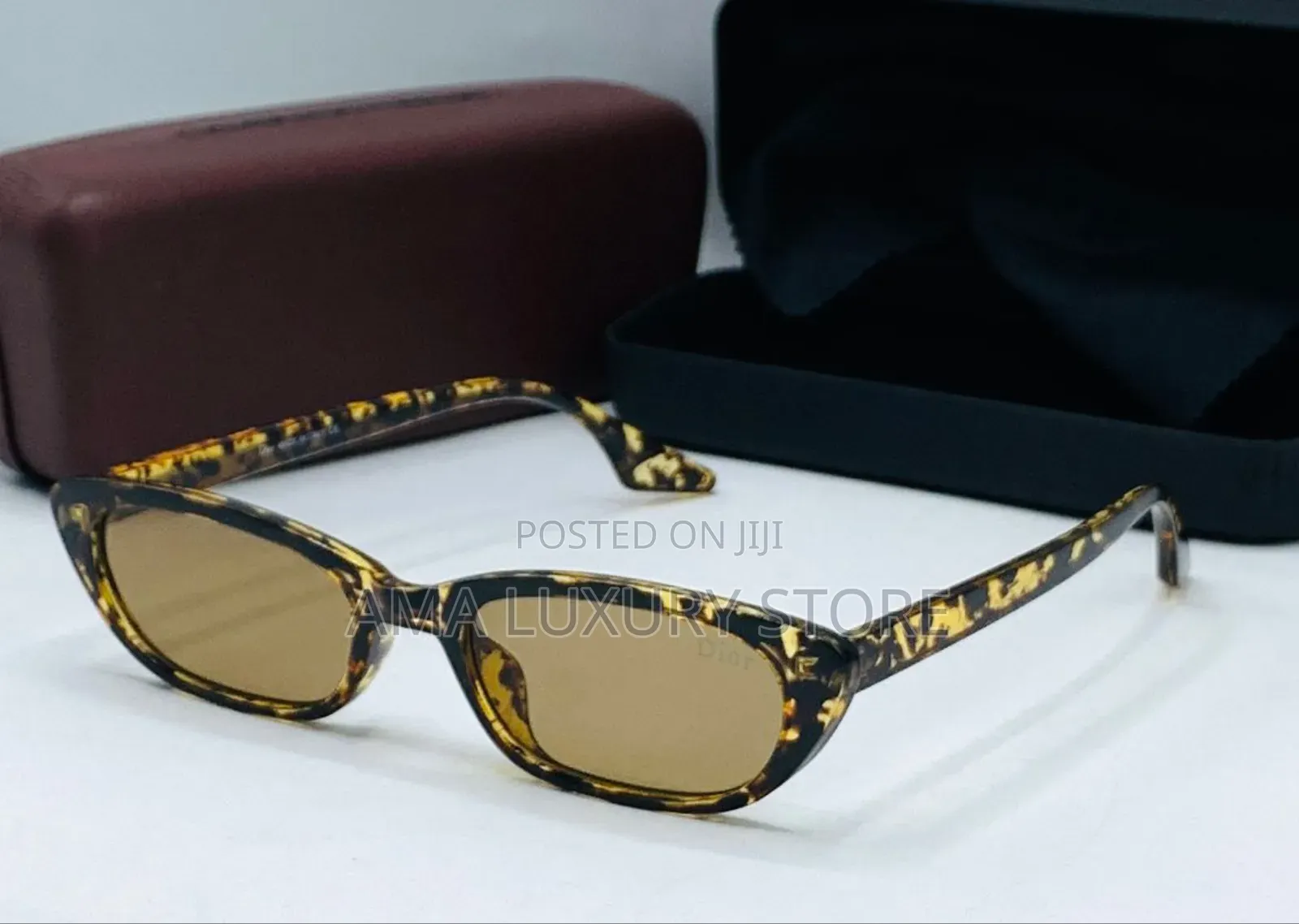 Trendy Designer Glasses – Unisex, Stylish High Quality