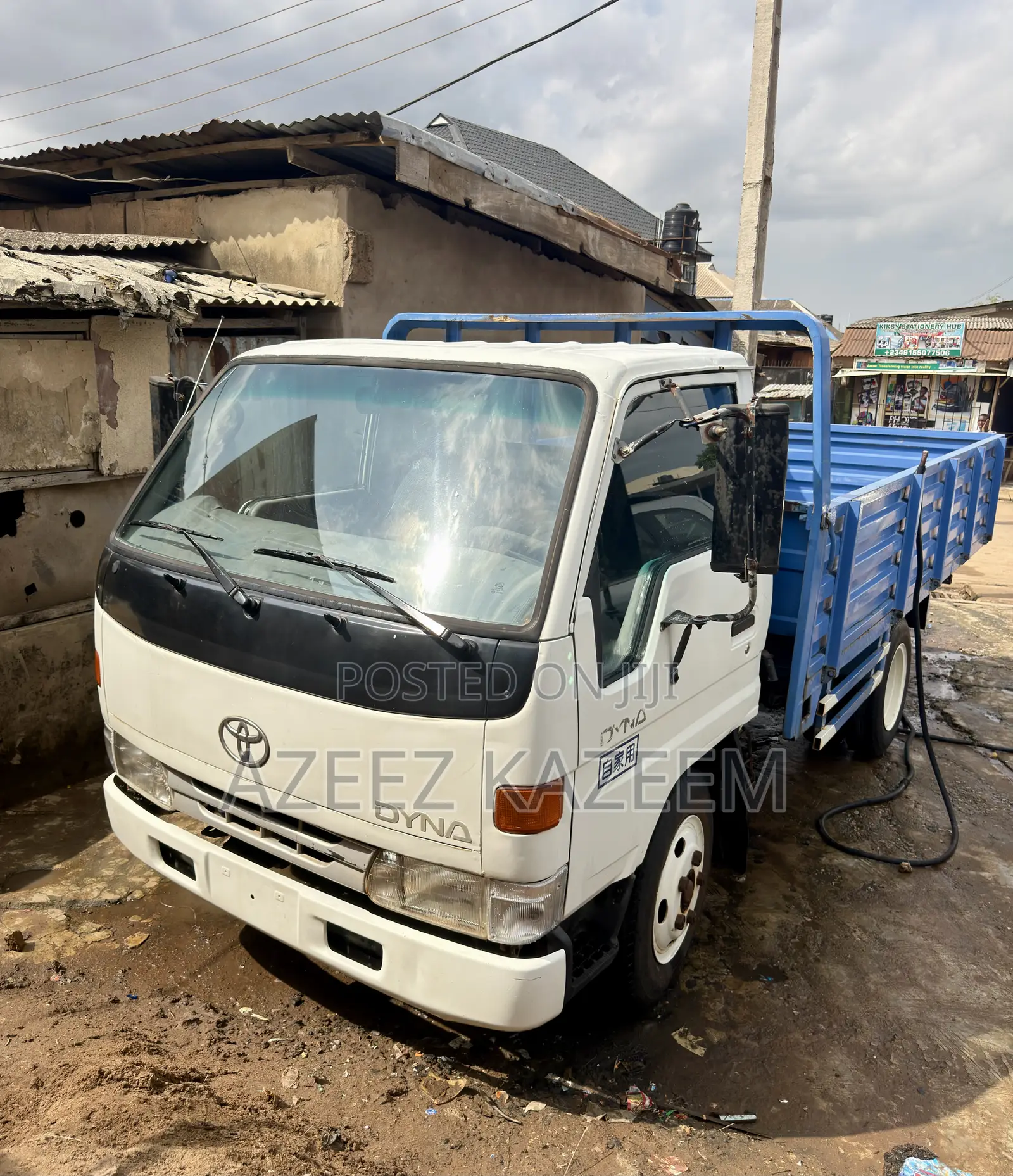 Toyota Dyna 2000 White