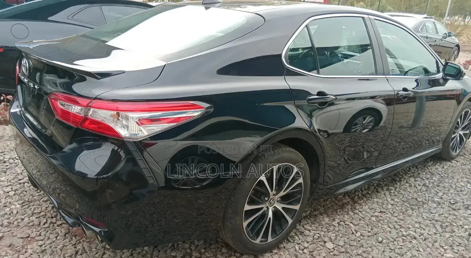 Toyota Camry SE FWD 2020 Black