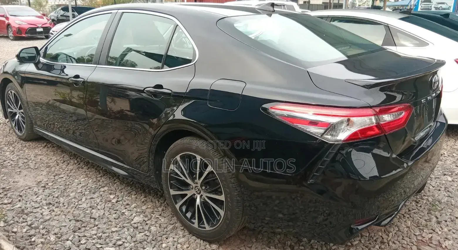 Toyota Camry SE FWD 2020 Black