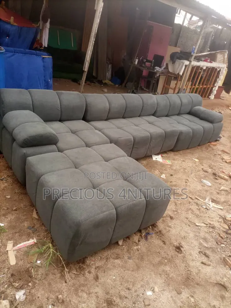 L Form Chair