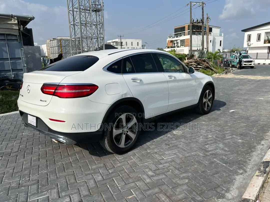 Mercedes-Benz GLC-Class 2017 White