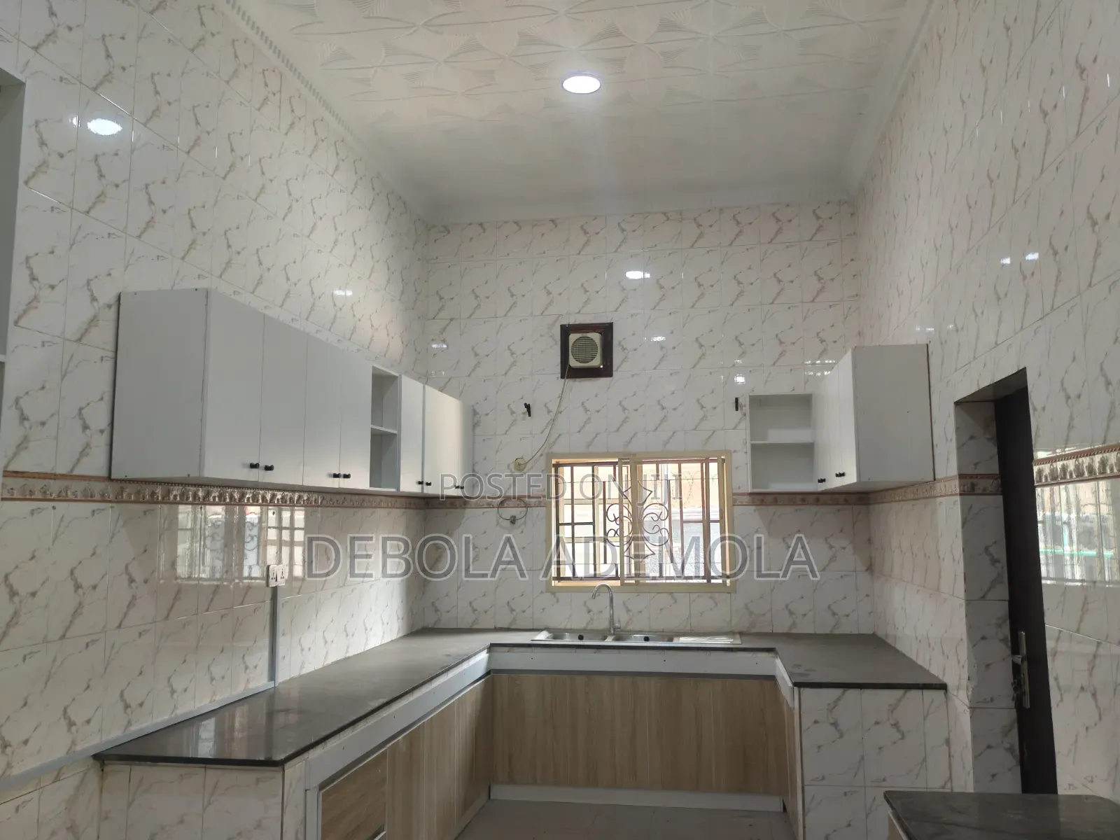 4bdrm Duplex in Arepo, Obafemi-Owode for sale