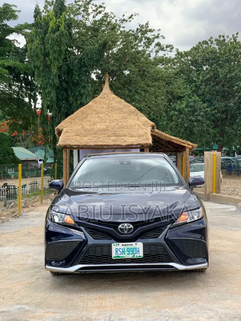 Toyota Camry 2021 Black