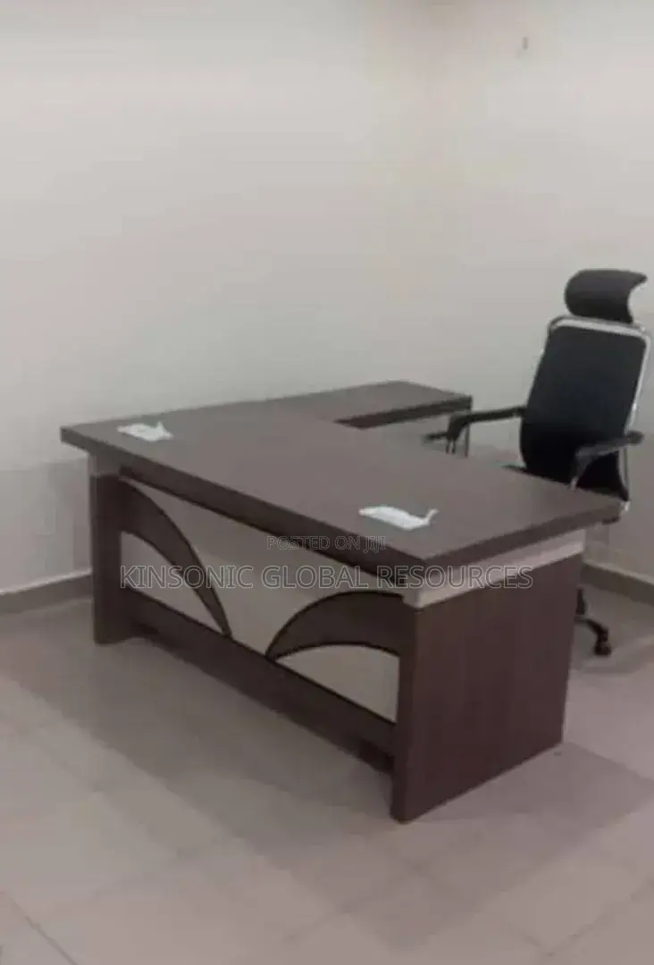 High Quality Executive Office Table Size 1.6 Meters