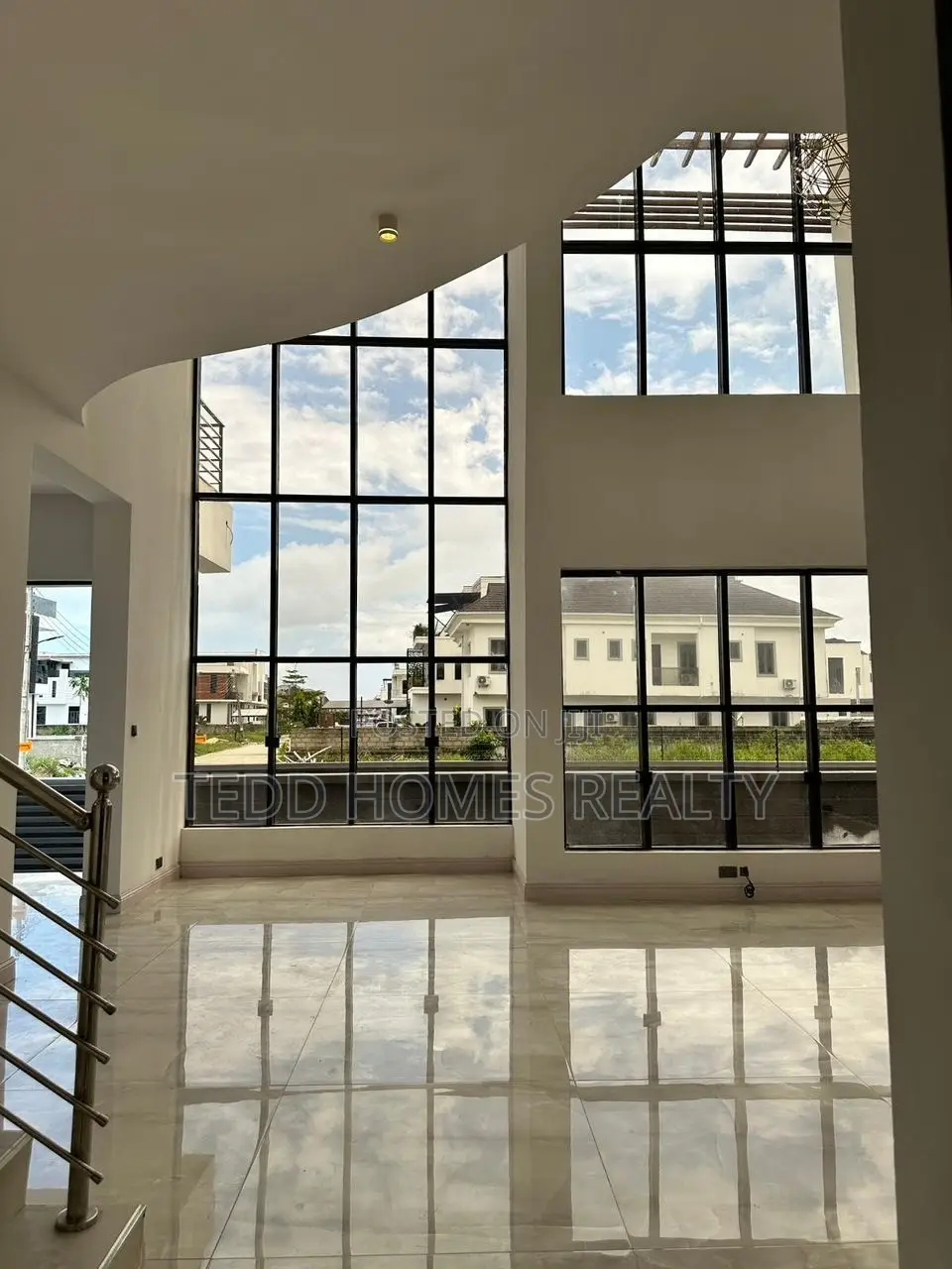 4bdrm Duplex in Orchid, Lekki Phase 2 for rent