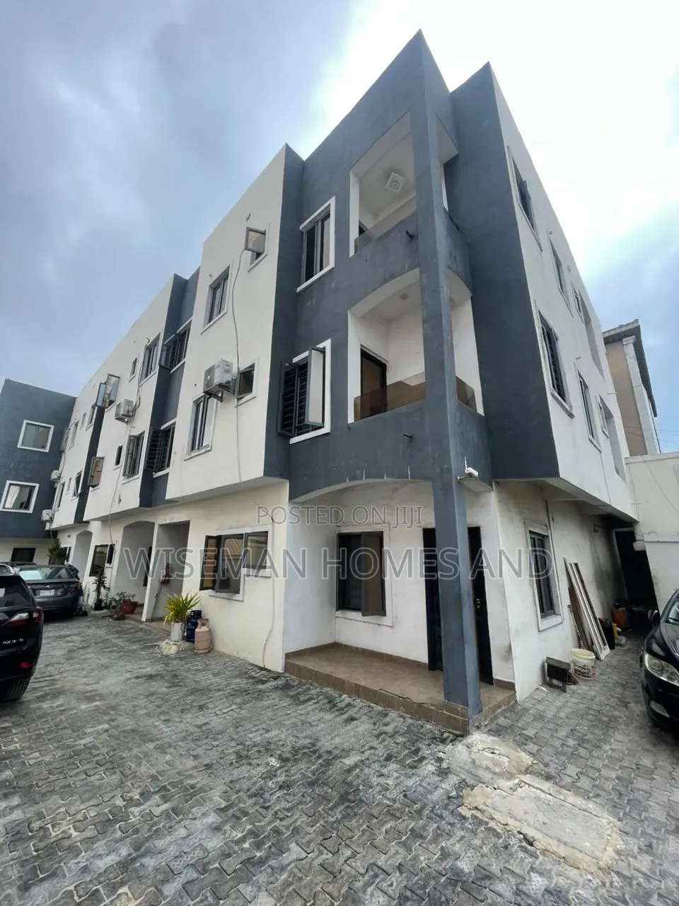 2bdrm Apartment in Ikate Ilasan Lekki for rent