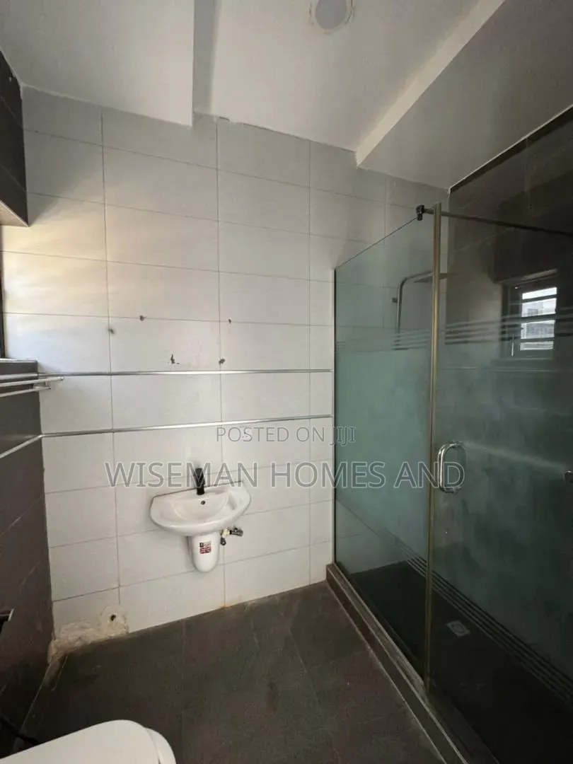 5bdrm Duplex in Ikate Lekki Eti-Osa for rent