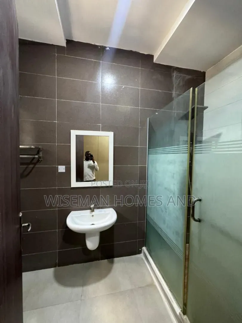 5bdrm Duplex in Ikate Lekki Eti-Osa for rent