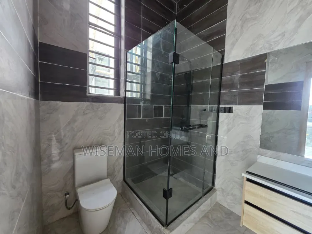 4bdrm Duplex in Chevron Drive Lekki for rent