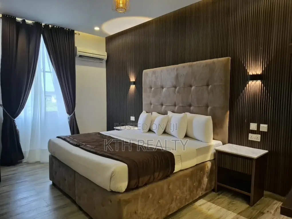 Furnished 3bdrm Apartment in Banana Island for rent