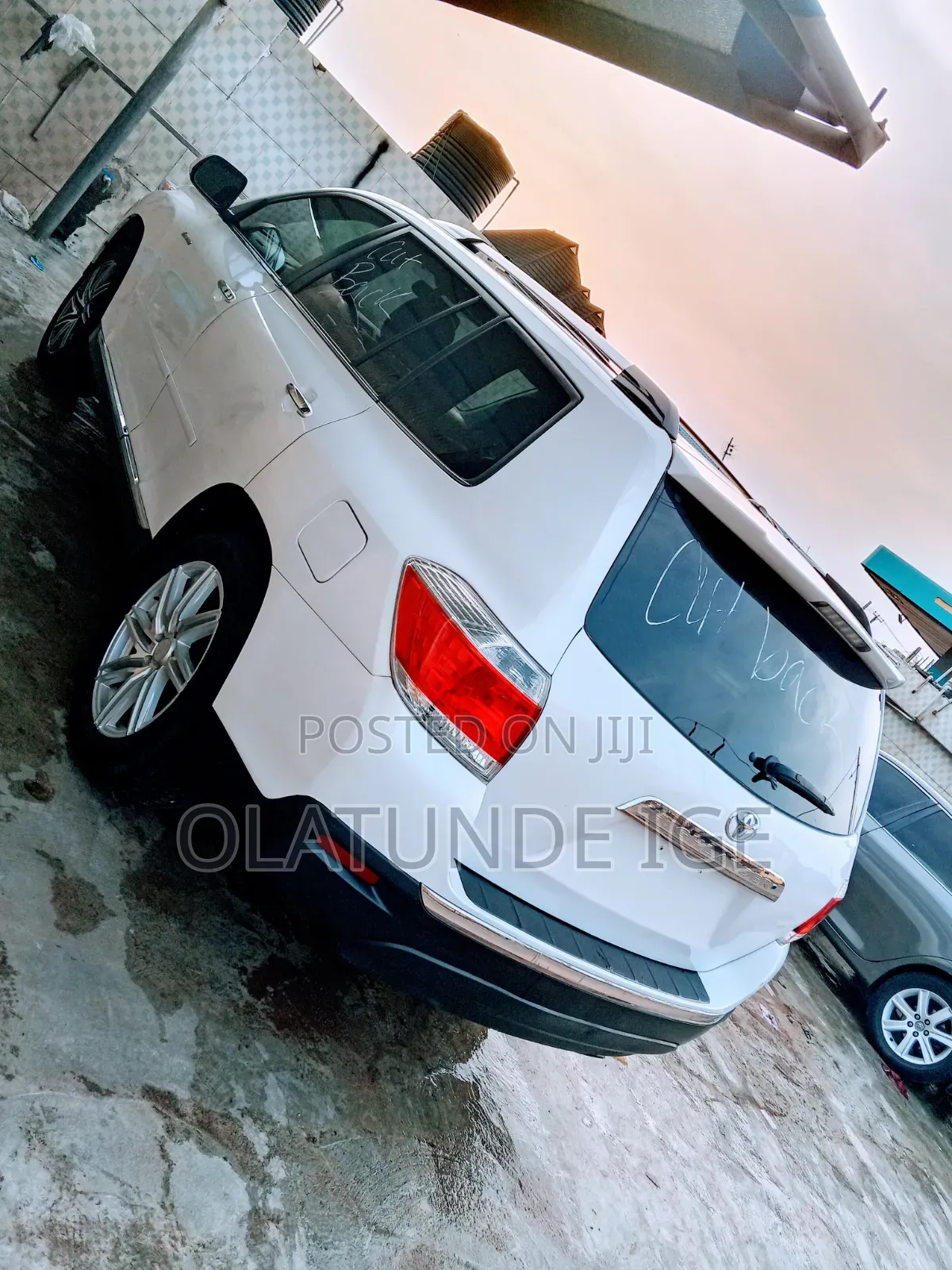Toyota Highlander Limited 2012 White