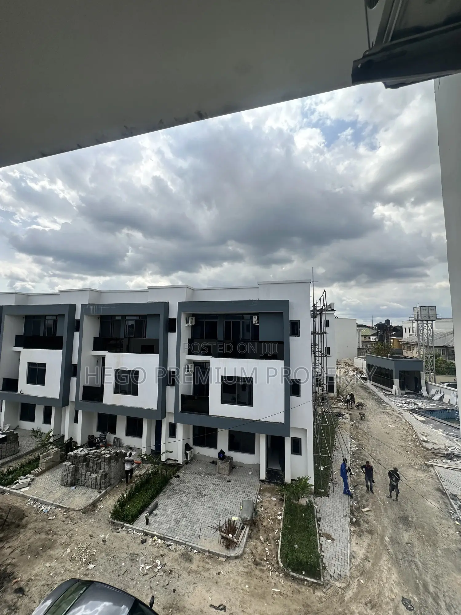 4bdrm Duplex in Phase 2 for rent