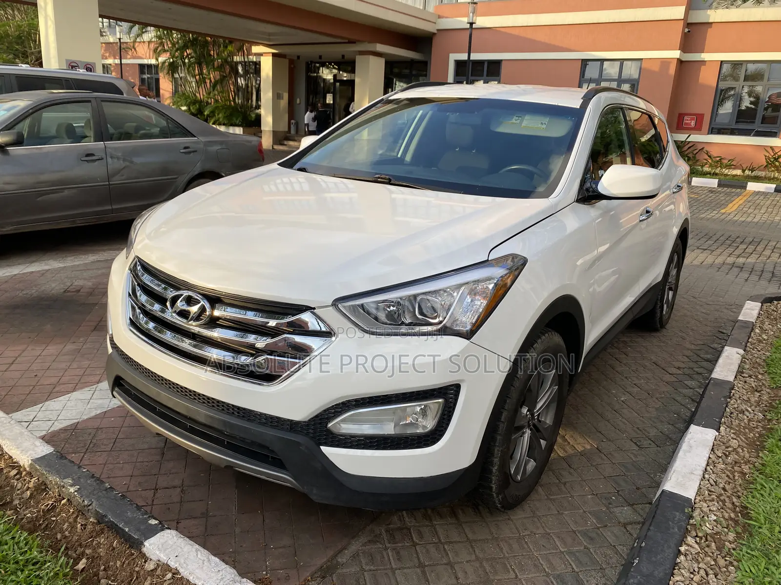 Hyundai Santa Fe Limited AWD 2016 White