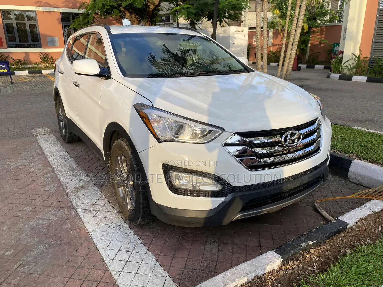 Hyundai Santa Fe Limited AWD 2016 White