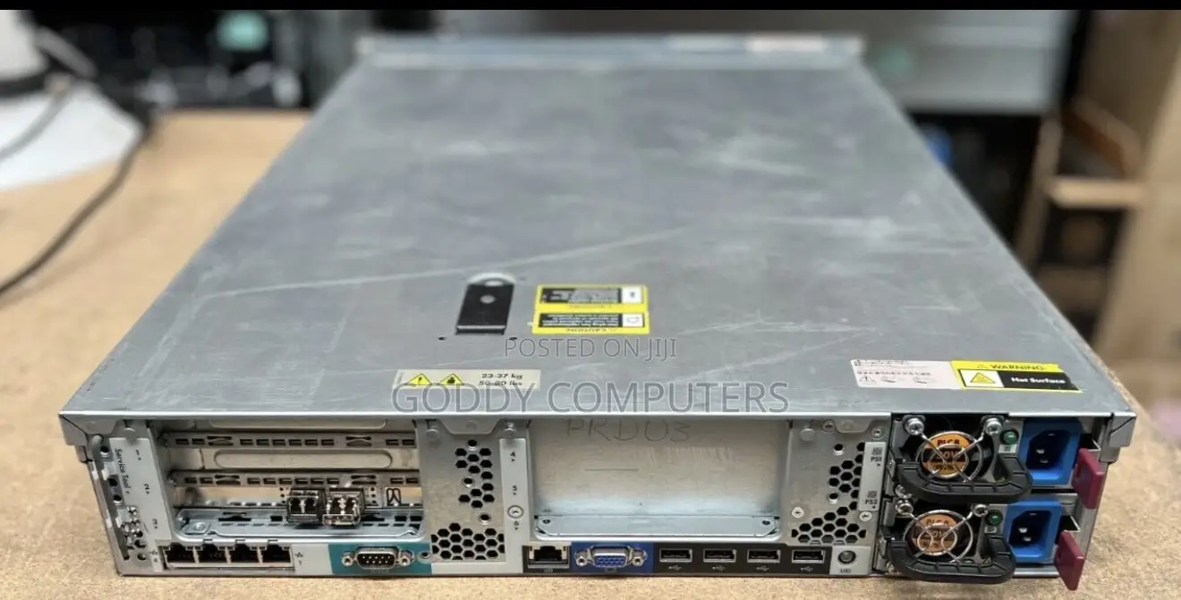 Server HP ProLiant DL380P Gen8 32GB Intel Xeon HDD 1T