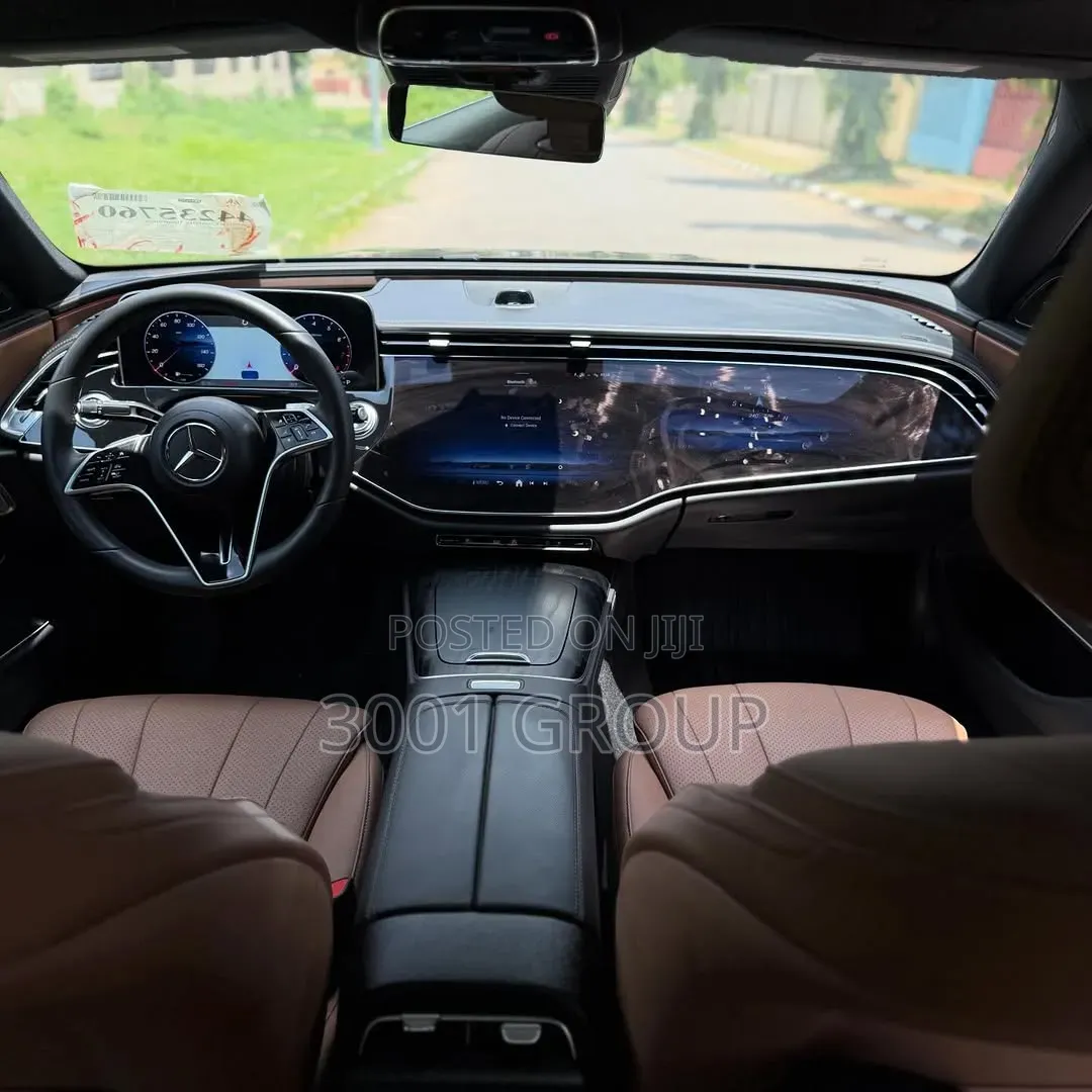 Mercedes-Benz E350 2025 Gray