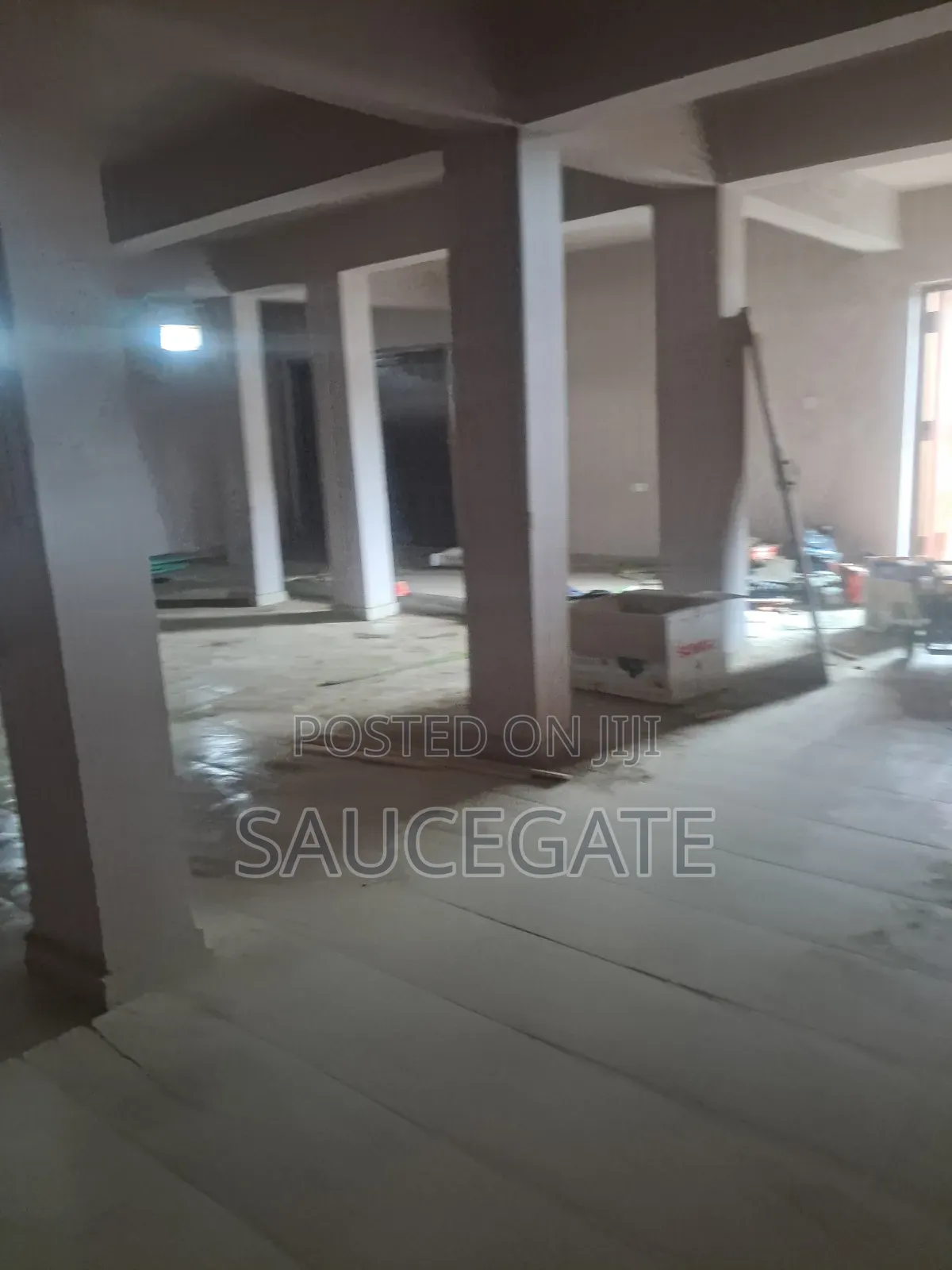 Warehouse Tolet Inside a Street Satellite Town Redgate