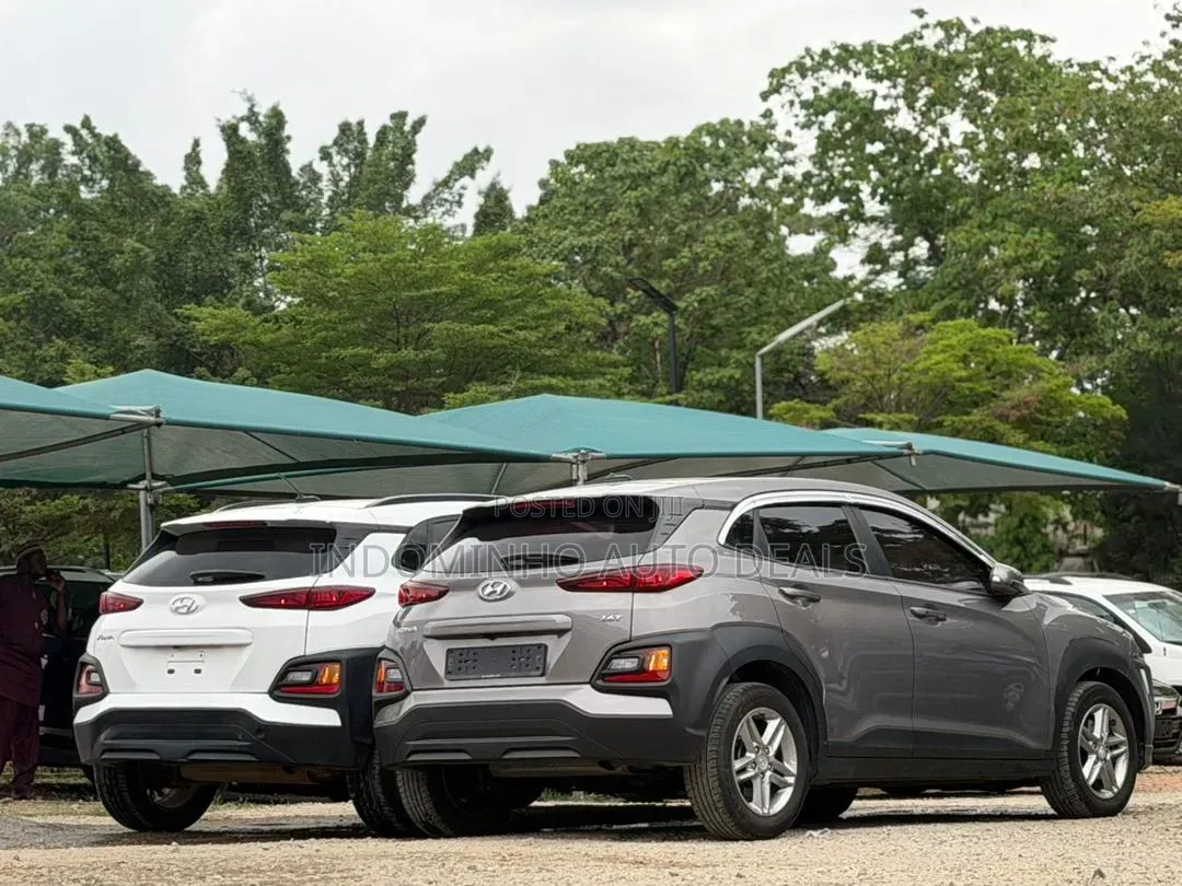 Hyundai Kona Limited 2021 White