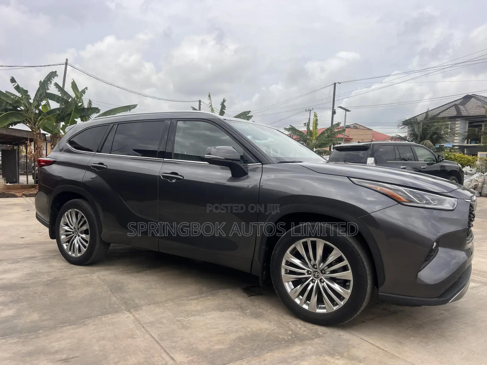 Toyota Highlander Platinum AWD 2024 Gray