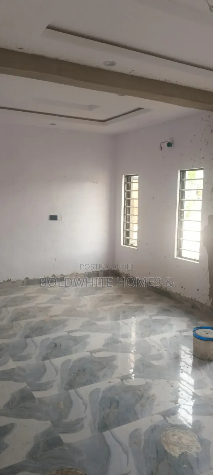 2bdrm Block of Flats in Mini Estate, Aguda / Ogba for rent