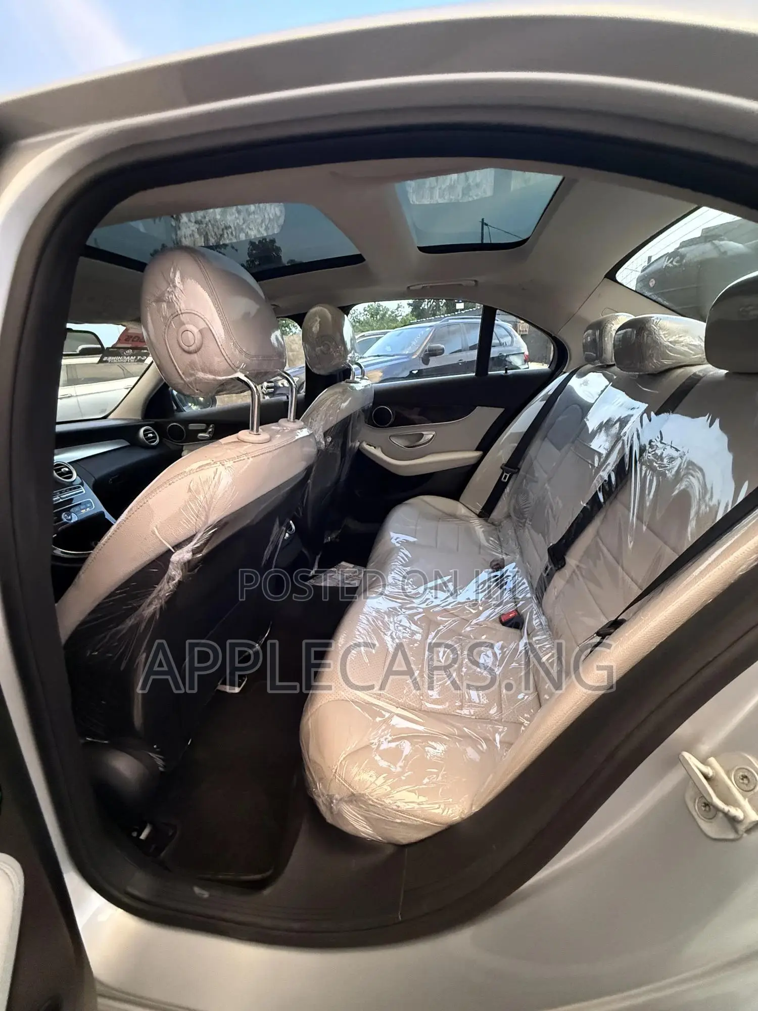 Mercedes-Benz C300 2016 Silver