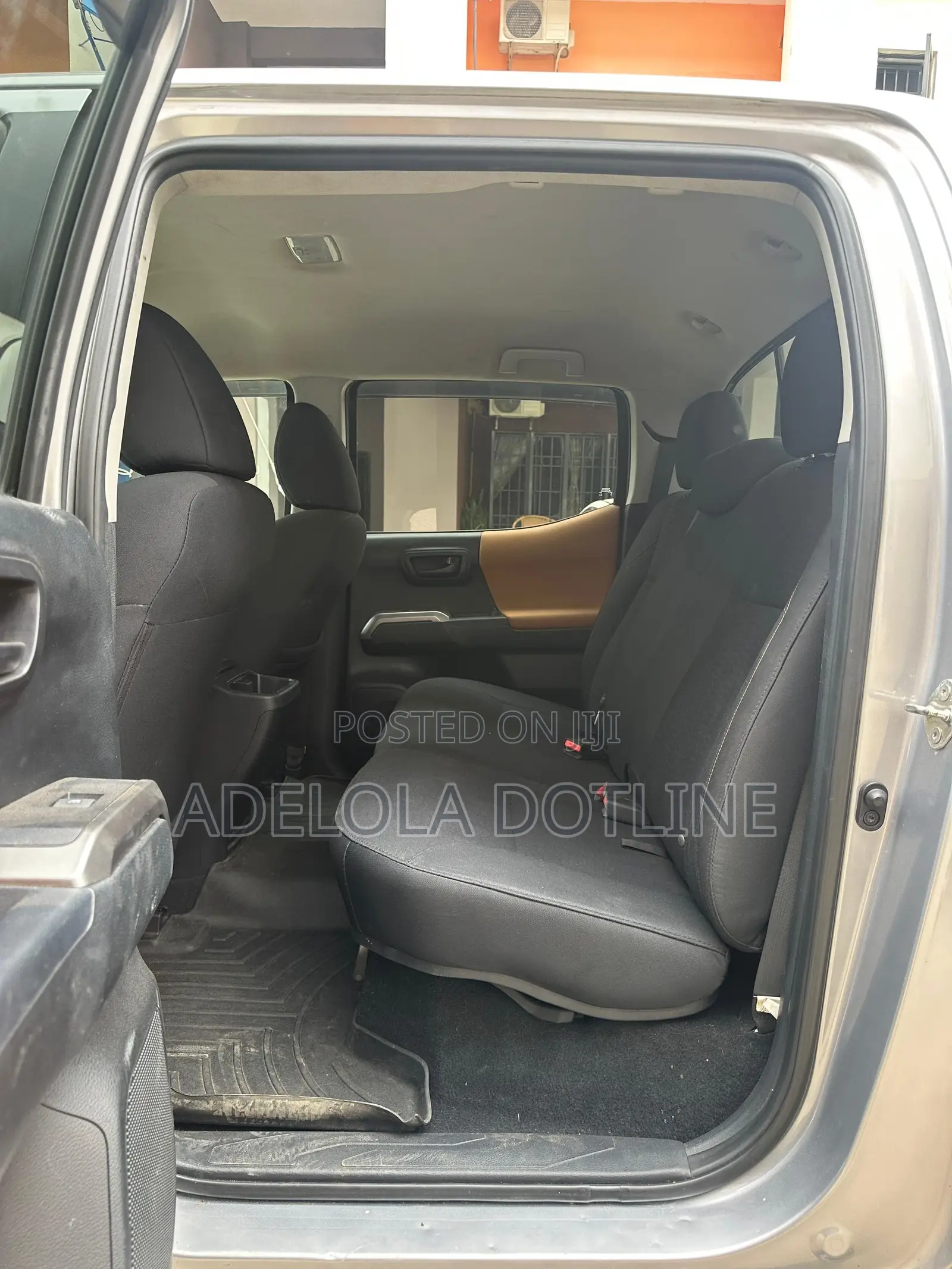 Toyota Tacoma SR5 2017 Gray