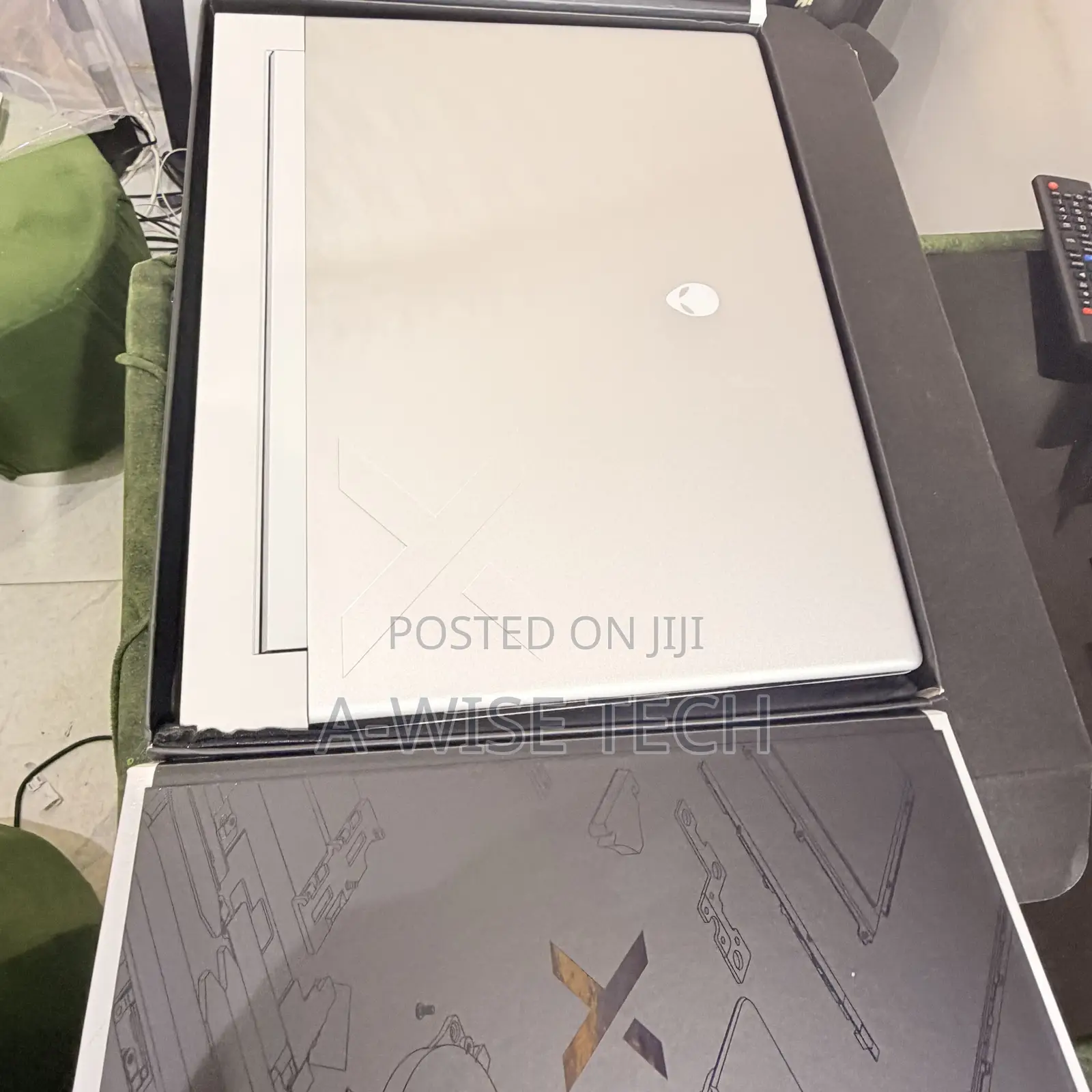 New Laptop Alienware X16 R2 16GB Intel Core Ultra 7 SSD 1T