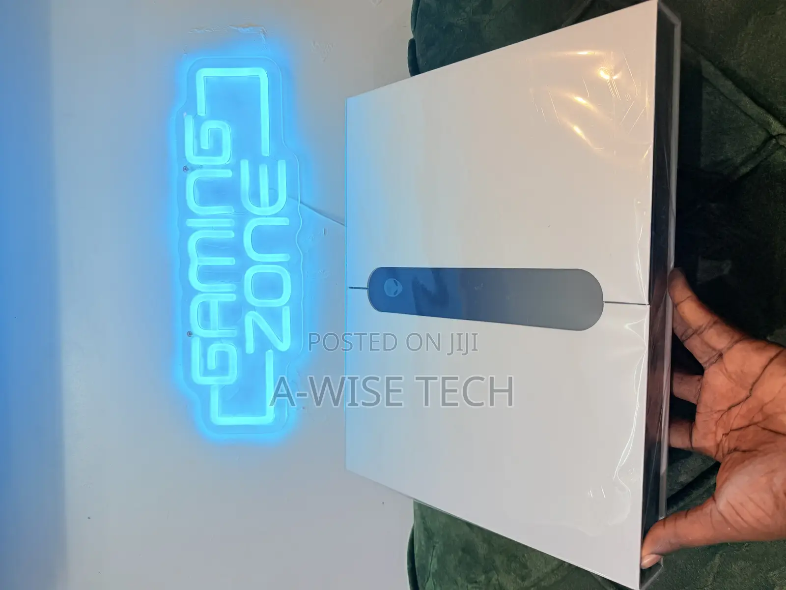 New Laptop Alienware X16 R2 16GB Intel Core Ultra 7 SSD 1T