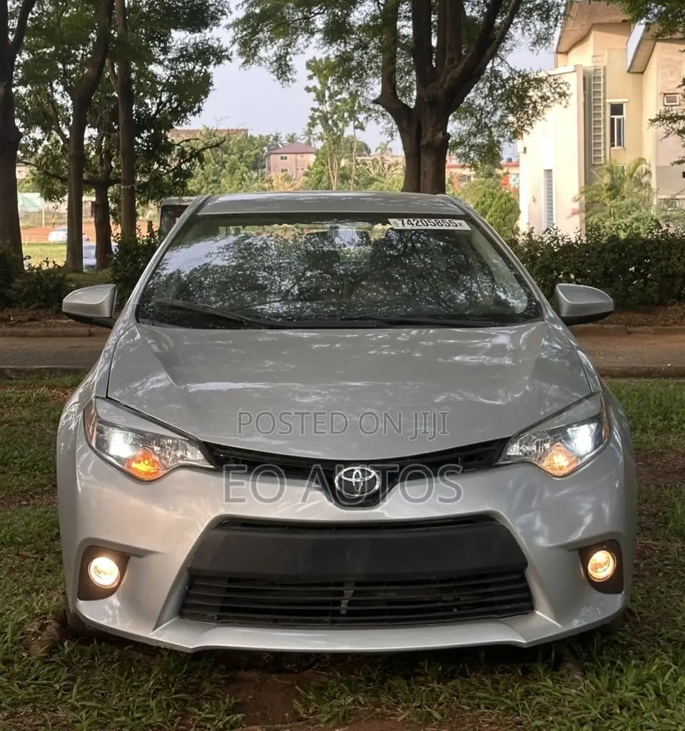 Toyota Corolla L 4dr Sedan (1.8L 4cyl 4A) 2015 Silver