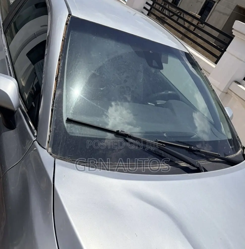 Toyota Camry SE (2.5L 4cyl 8A) 2019 Silver
