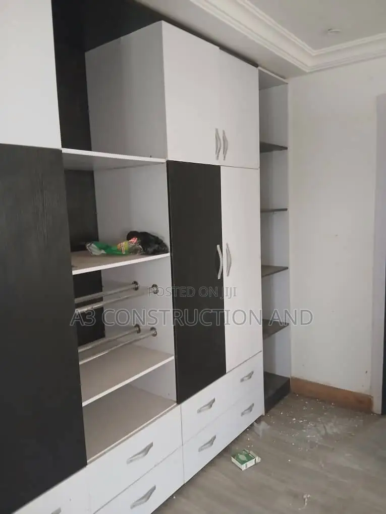 4bdrm Duplex in Okebadan Estate, for rent