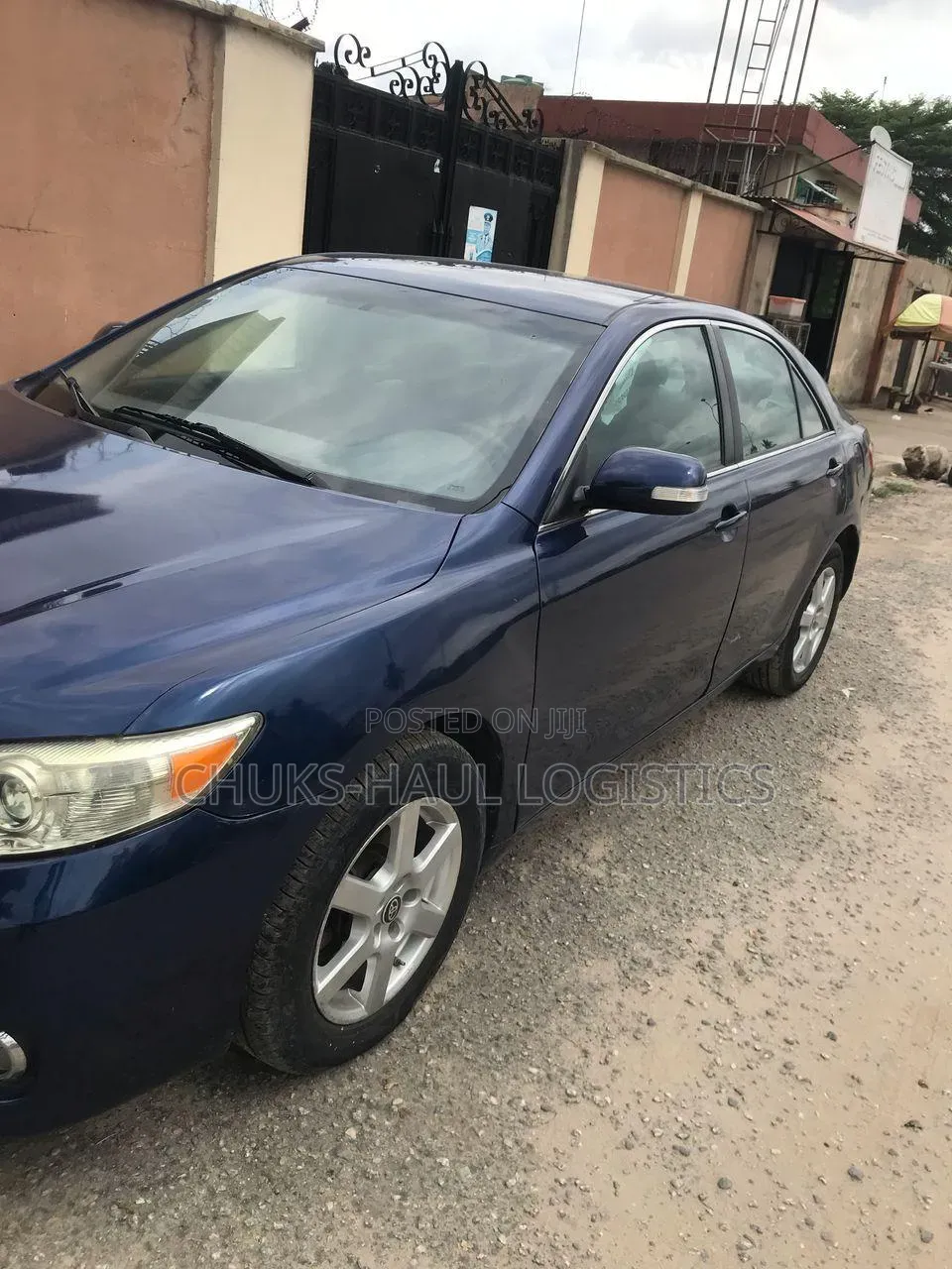 Toyota Camry Base 4dr Sedan (2.5L 4cyl 6M) 2011 Blue